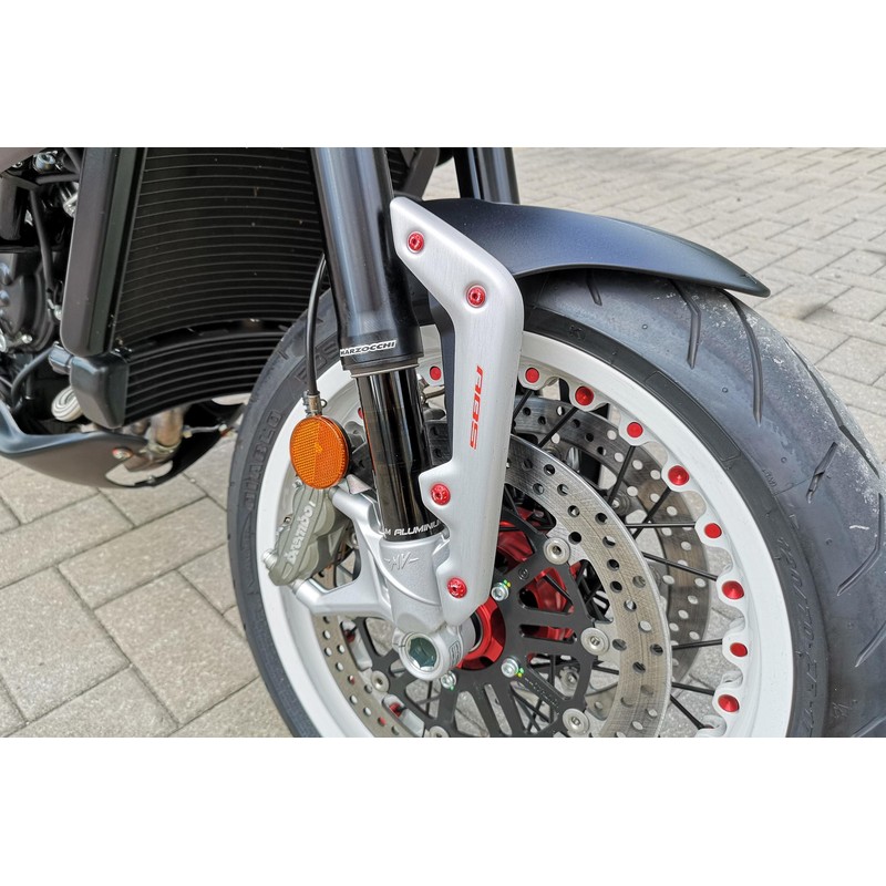 KV447 Front mudguard screw kit Mv Agusta Dragster 800 E3 2014+ CNC Racing