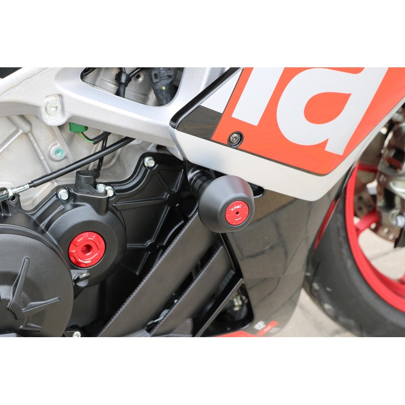 TC318 Frame crash protectors Aprilia Tuono V4 1100 RR 2015+ CNC Racing