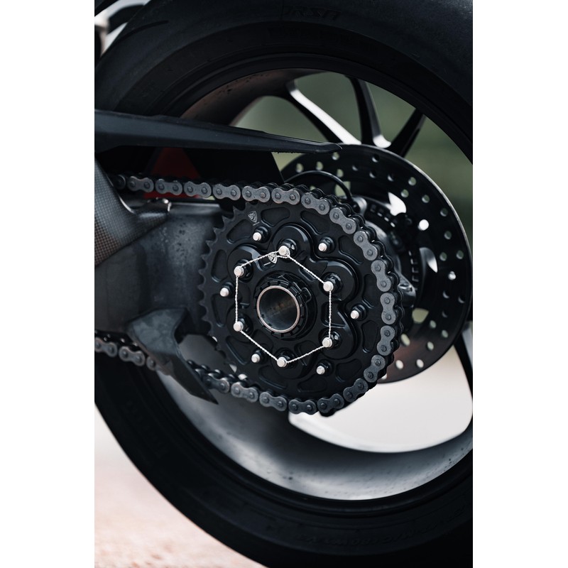 FL506 Rear sprocket flange Ducati Streetfighter V4 Sp2 2022+ CNC Racing