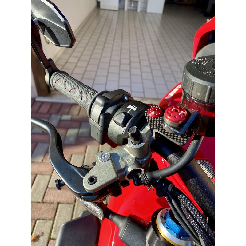 ZA973 Front brake and clutch oil tank brackets matt carbon Ducati Streetfighter V4 Sp2 2022+ CNC Rac