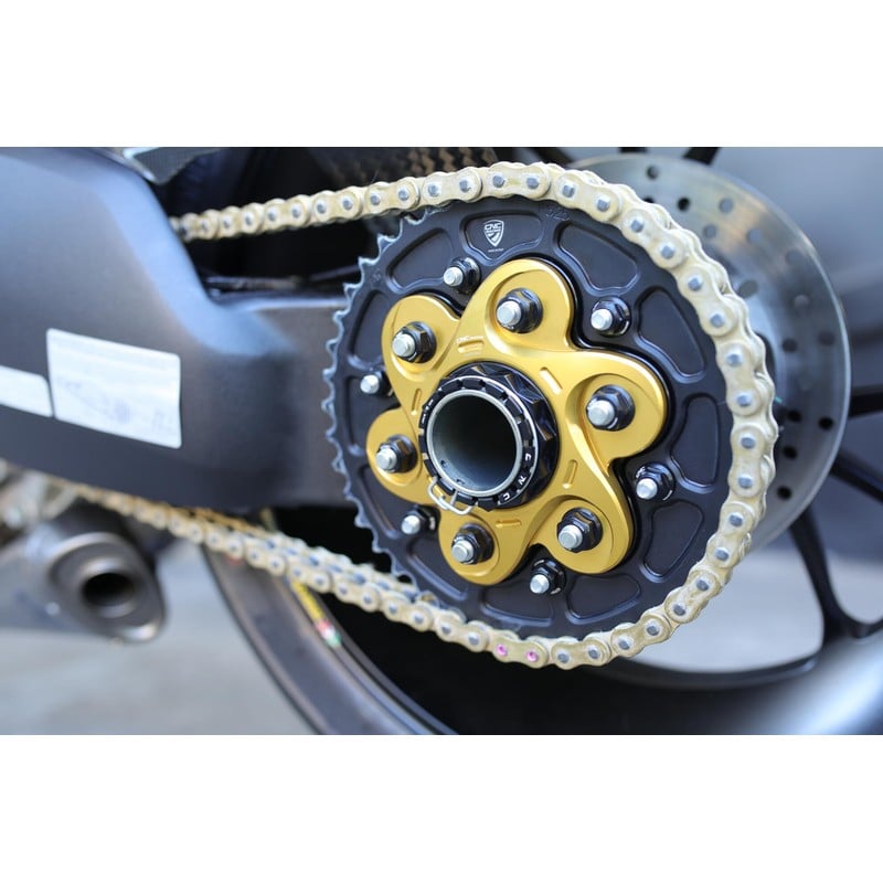CN611 Ring gear Z42 P530 6 holes Ducati Multistrada 1260 2018+ CNC Racing