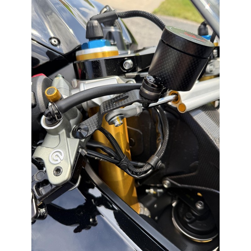 Staffe serbatoi liquido freno frizione in carbonio per Ducati Superbike 899 Panigale 2013+ CNC Racing