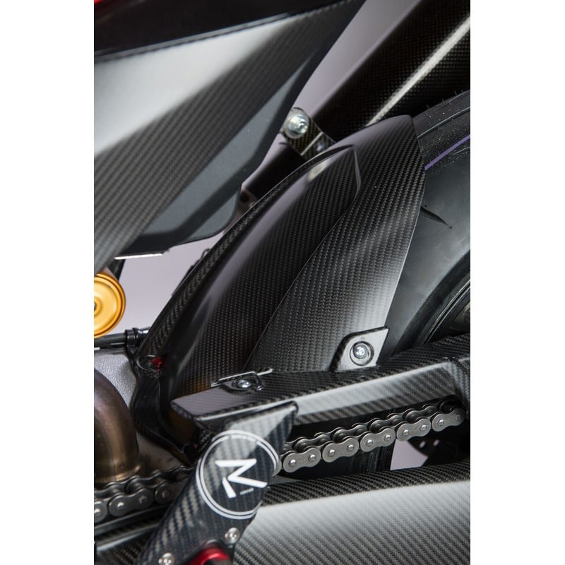 CARA2020 Garde-boue arrière en carbone Aprilia Tuono V4 2025+ Lightech