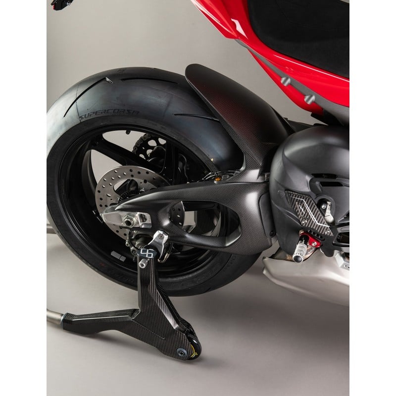 CARD2460M Protectores de basculante de fibra de carbono - Acabado mate par Ducati Panigale V4 2025+