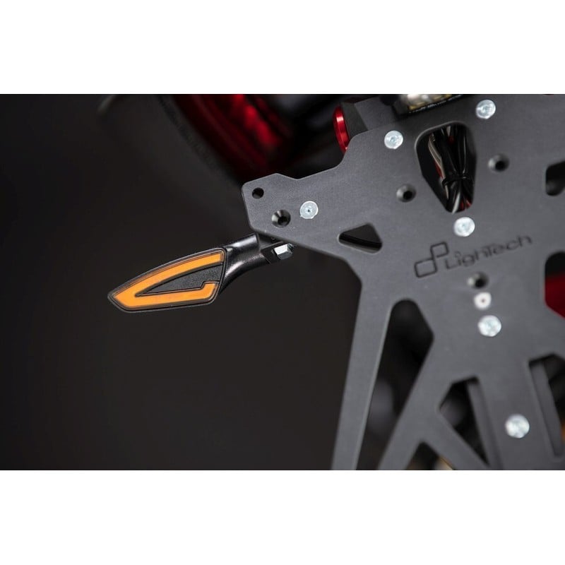 FRE932NER_MORINI Paire de clignotants homologués E8 FRE932NER Morini Lightech FRE932NER