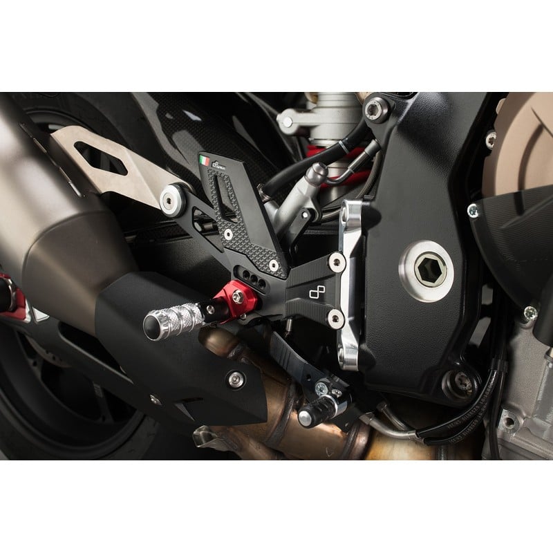 FTRBM008R Version mit verstellbaren Fußstützen Bmw S 1000 R 2021+ Lightech