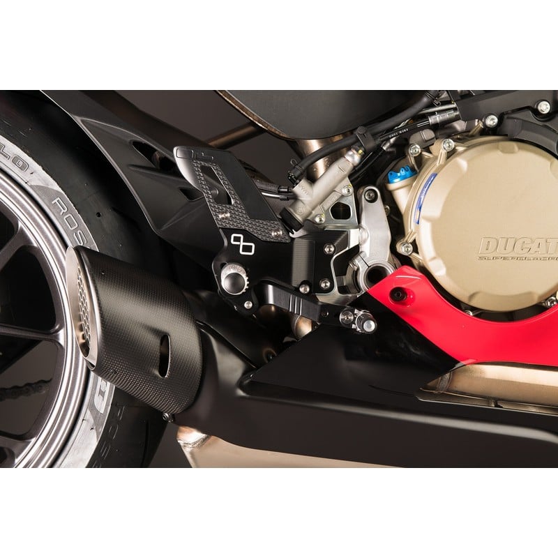 FTRDU014 Repose-pieds réglables avec repose-pieds fixes pour une utilisation sur piste Ducati Paniga