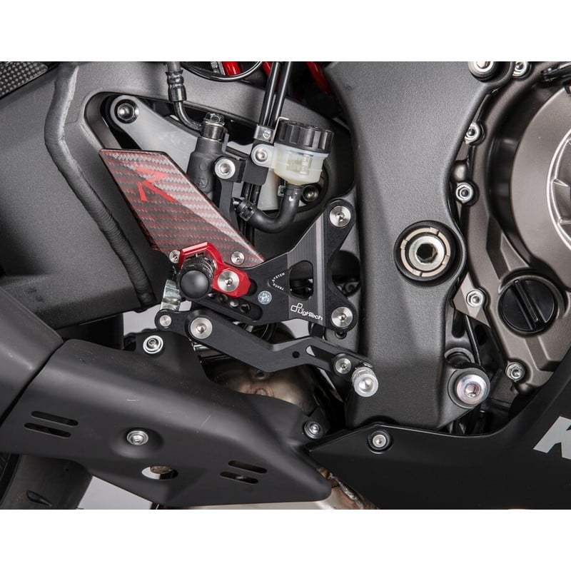 FTRKA003R Regulowane podnóżki Wersja R Kawasaki ZX10R 2011+ Lightech