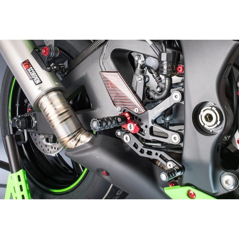 FTRKA006 Repose-pieds réglables avec repose-pieds fixes Kawasaki ZX10R 2016+ Lightech