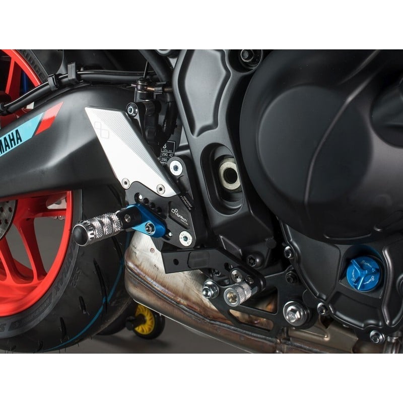 FTRYA017R Verstellbare Fußstützen R-Version Yamaha Tracer 9 GT 2021+ Lightech