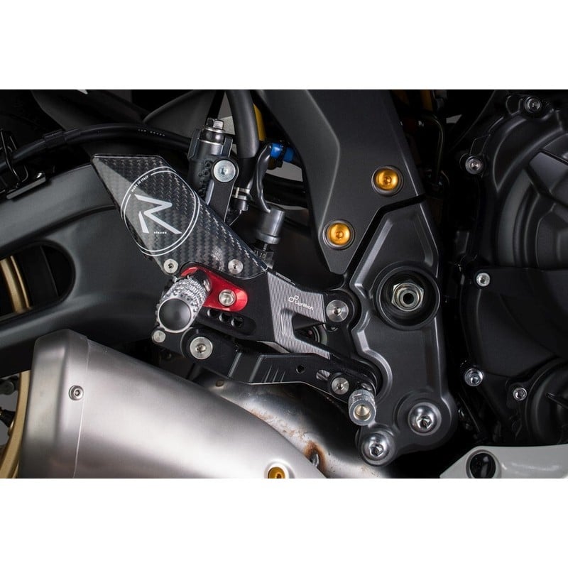 FTRYA018W Pedane Regolabili Con Poggiapiedie Snodati Yamaha R7 2022+ Lightech