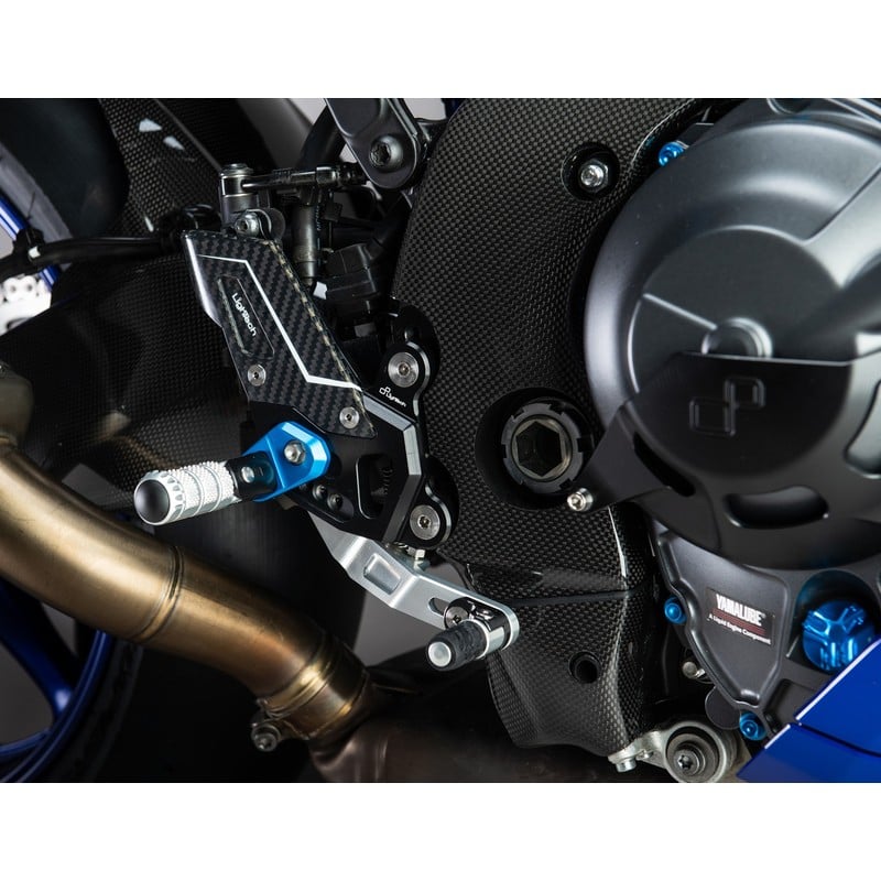FTRYA023R Reposapiés ajustables - Versión "R" Yamaha R9 2025+ Lightech