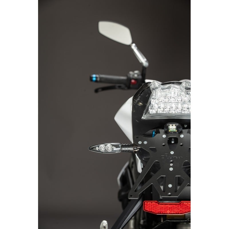 KTARBM105B1 Zestaw regulowanych uchwytów na tablicę rejestracyjną Bmw HP4 2013+ Lightech