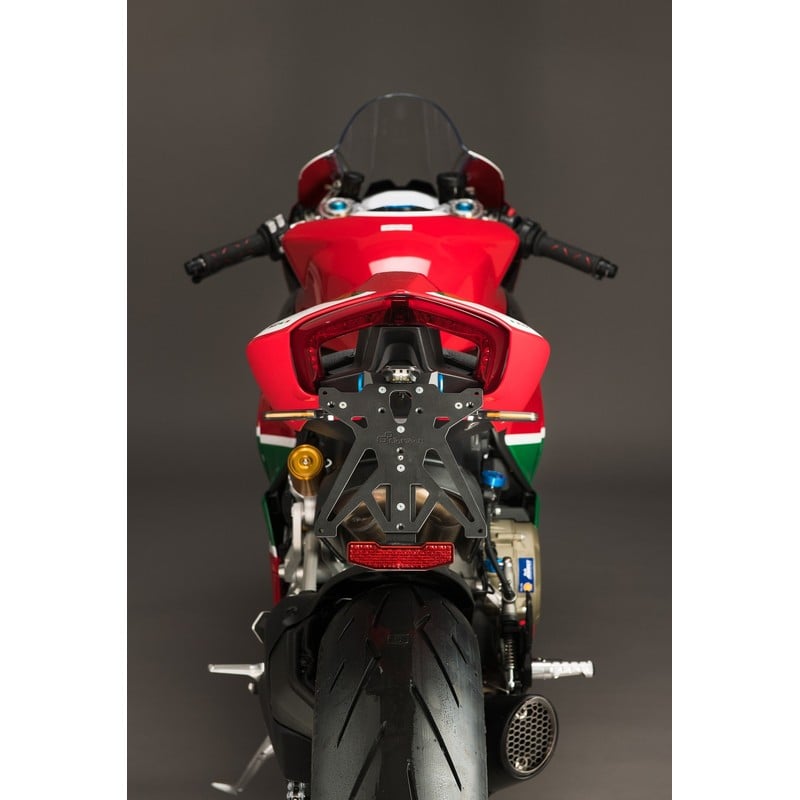 KTARDU113A3 Kit de soporte de matrícula ajustable Ducati Panigale V4 R 2018+ Lightech