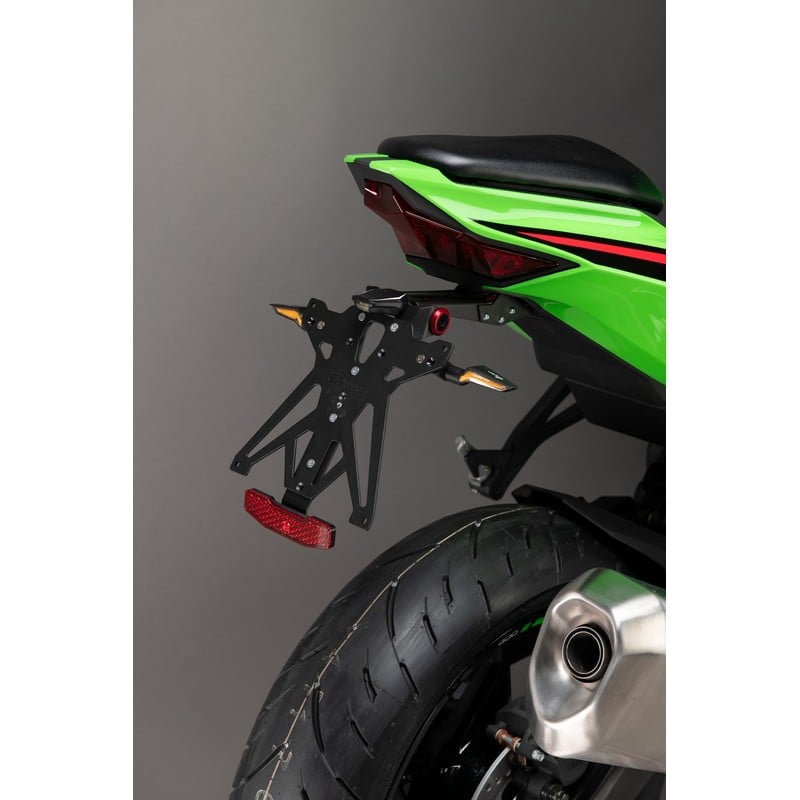 KTARKA125B2 Verstellbarer Kennzeichenhalter-Satz Kawasaki ZX4RR 2024+ Lightech