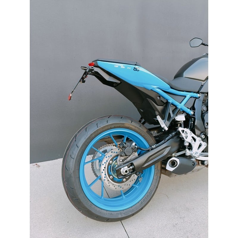 KTARSU118B1 Kit Portatarga Regolabile Suzuki GSX-8R 2023+ Lightech