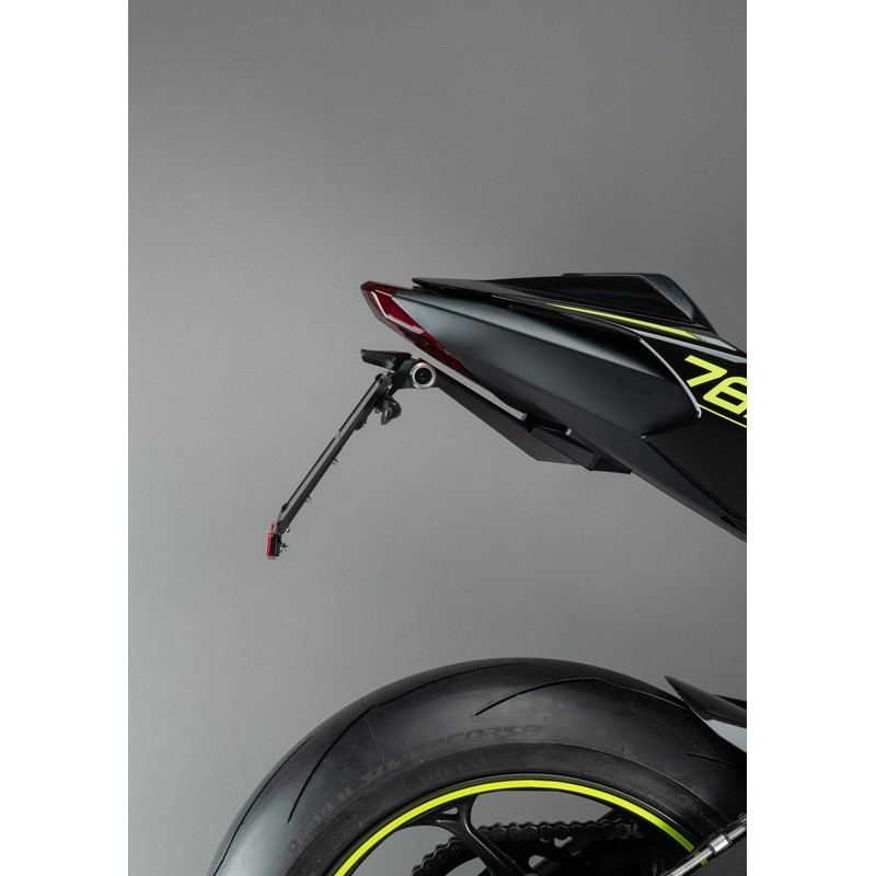 KTARTR111A2 Kit de support de plaque d'immatriculation réglable Triumph Street Triple 675 2013+ Ligh