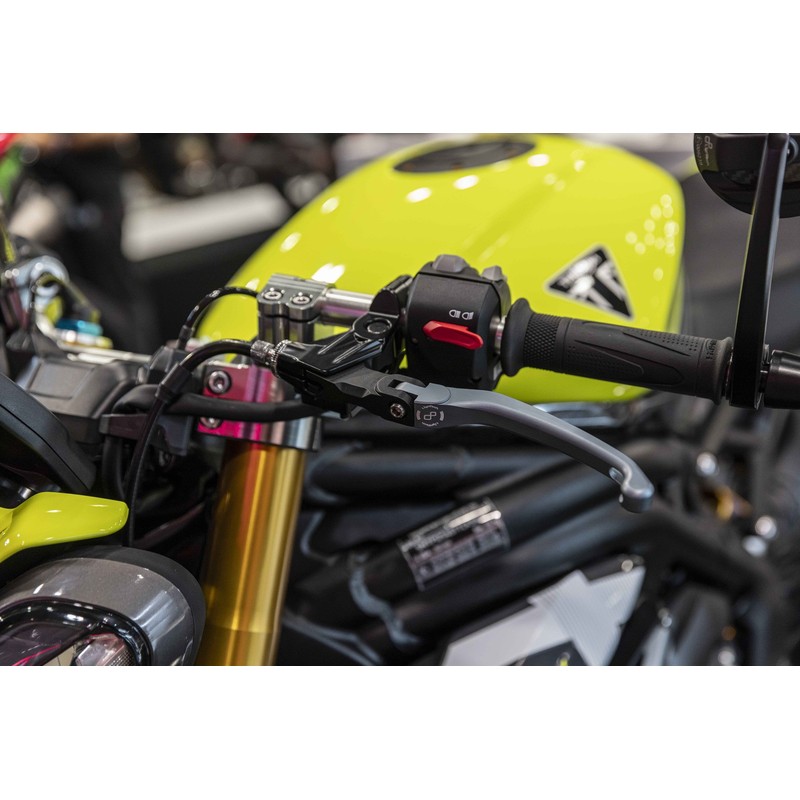 LEVXF018J Manetas de embrague de magnesio/aluminio Triumph Speed Triple 1050 2011+ Lightech