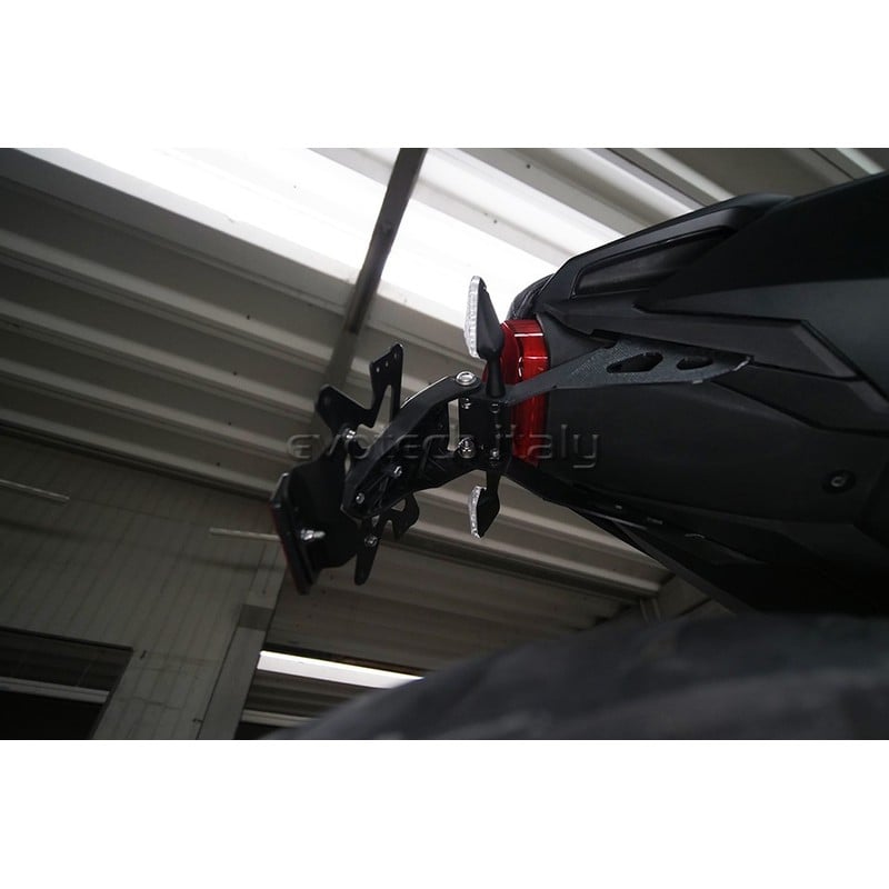 ESTR-0127 Porta matrícula Honda CB 1000 Hornet 2025-26