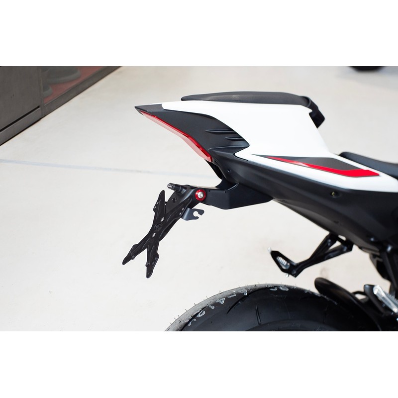 ESTR-0230 Porta matrícula Yamaha MT-09/SP 24
