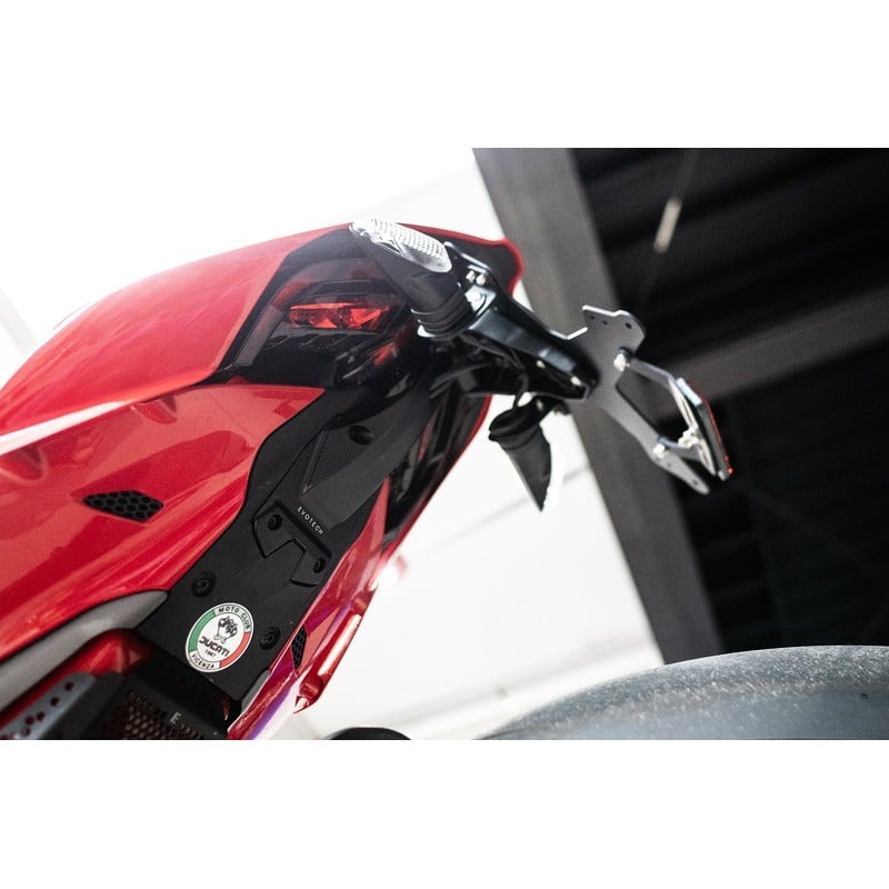 ESTR-0832 Portatarga Evotech regolabile Ducati Panigale V4/ S 25 Panigale V4/ S 25-26