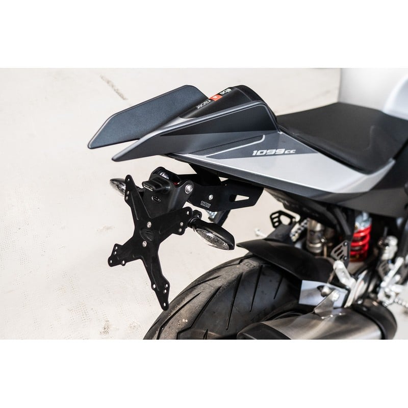 ESTR-1009 Porta matrícula Aprilia RSV4 1100 Factory 21-26