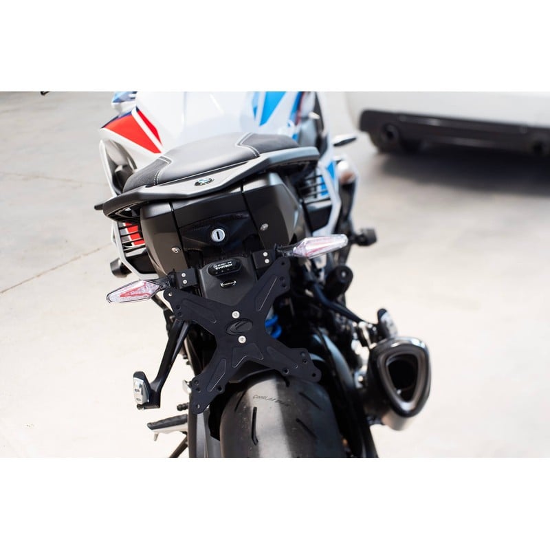 ESTR-1111 Kennzeichenhalter Evotech BMW M1000 XR