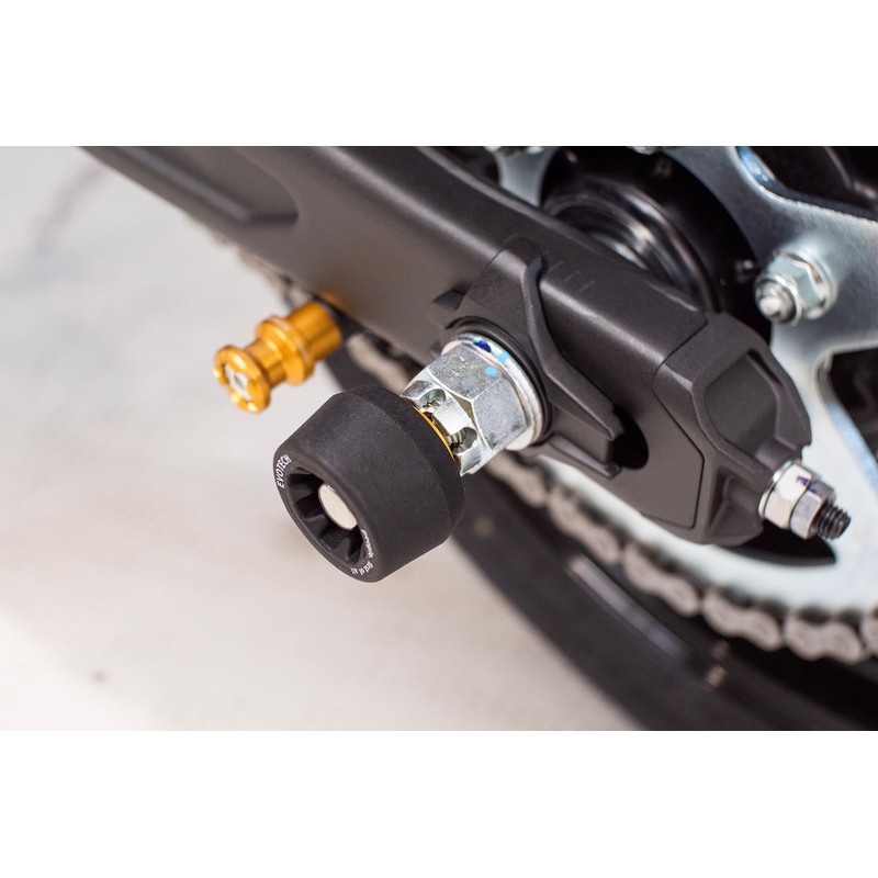PRF-0426 Protector eje trasero Kawasaki Z 650 21-26 Ninja 650 20-26