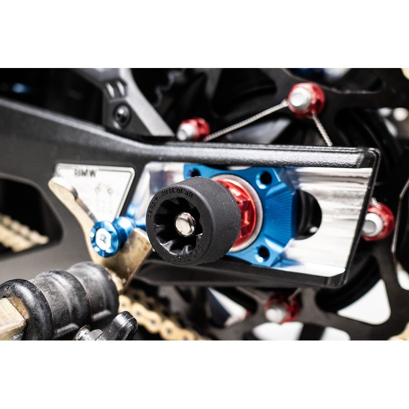 PRF-1102 Rear Axle Fork Protector BMW M1000R