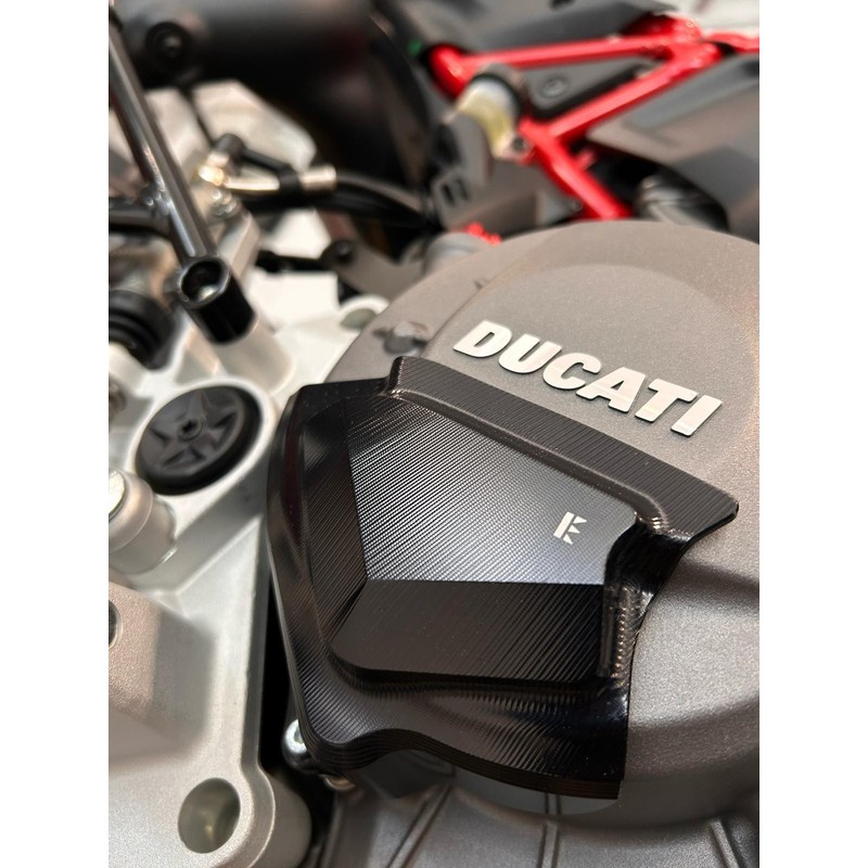 PRO-08-18 Prawa osłona silnika Ducati Streetfighter-Panigale V2/S 25 Streetfighter V2/S 25-26