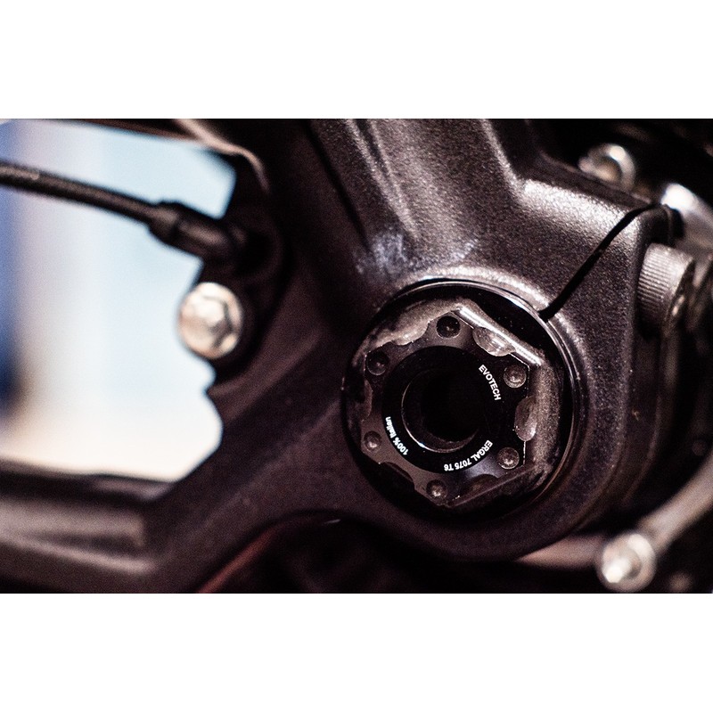 TB-067 Bullone ruota anteriore M24x1.5 KTM 125 DUKE 24-25