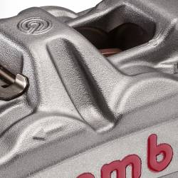 220988530 Kit 2 M4 Brembo Racing Radial Bremssättel + 4 Radstandsbeläge 100 mm APRILIA RSV FACTORY