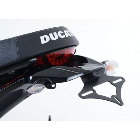 LP0213BK R&G PORTATARGA DUCATI SCRAMBLER SIXTY 2 ALTEZZA MASSIMA 130MM 