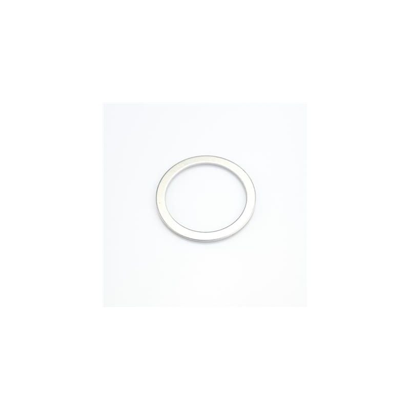 washer ff next to oil seal