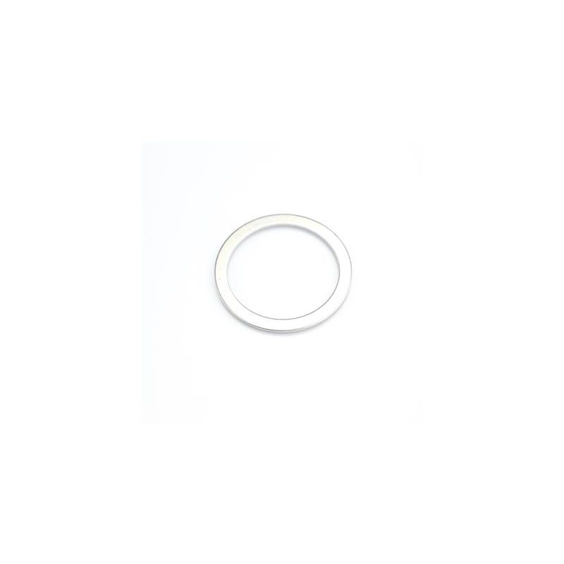 washer ff next to oil seal