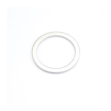 washer ff next to oil seal